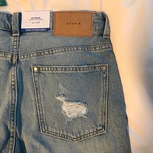 Brand New H&M Boyfriend Jeans